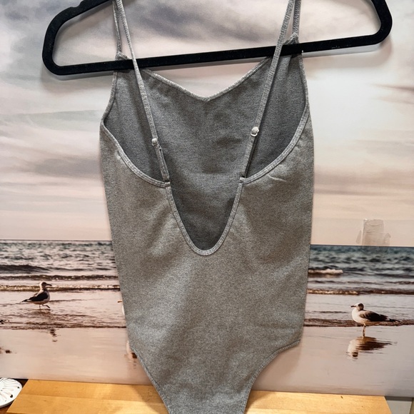 FREE PEOPLE BODYSUIT IN GRAY M/L NWOT - Picture 6 of 6